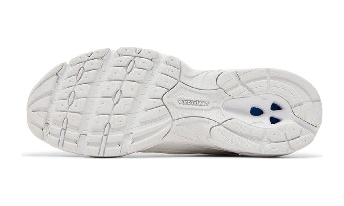 New Balance 530 Triple White