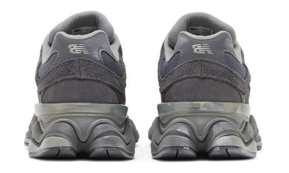 New Balance 9060 Magnet