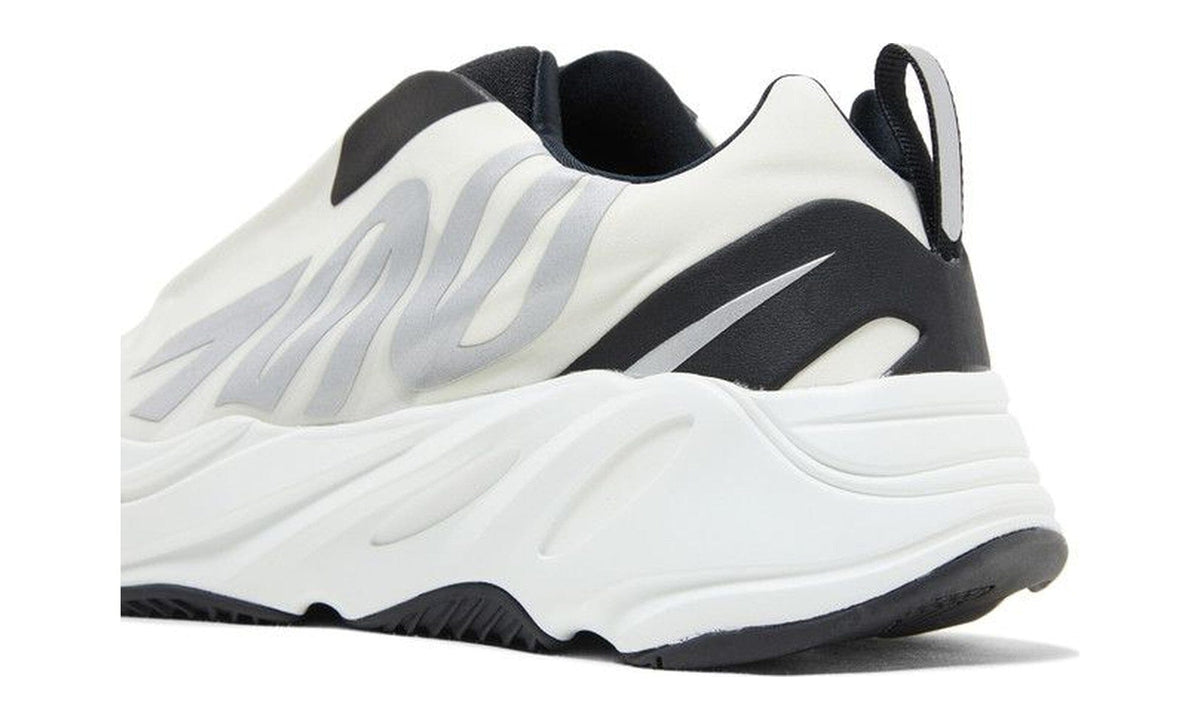 adidas Men's Yeezy Boost 700 MNVN Laceless Analog