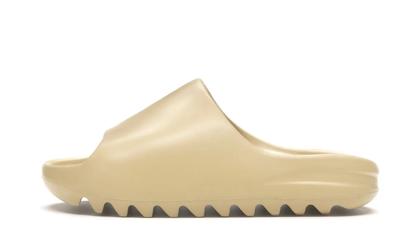 Yeezy Slide Desert Sand - FW6344