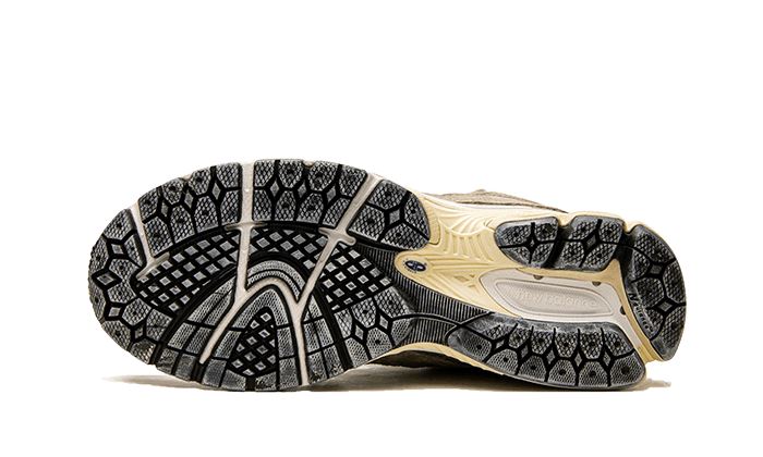 New Balance 2002R Protection Pack Mirage Grey – limitierter Sneaker bei Shade Studios