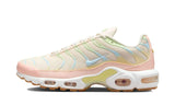 Nike Air Max Plus Crimson Tint