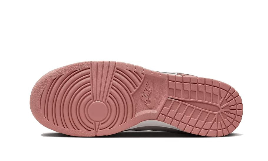Nike Dunk Low Red Stardust Sanddrift – limitierter Sneaker bei Shade Studios