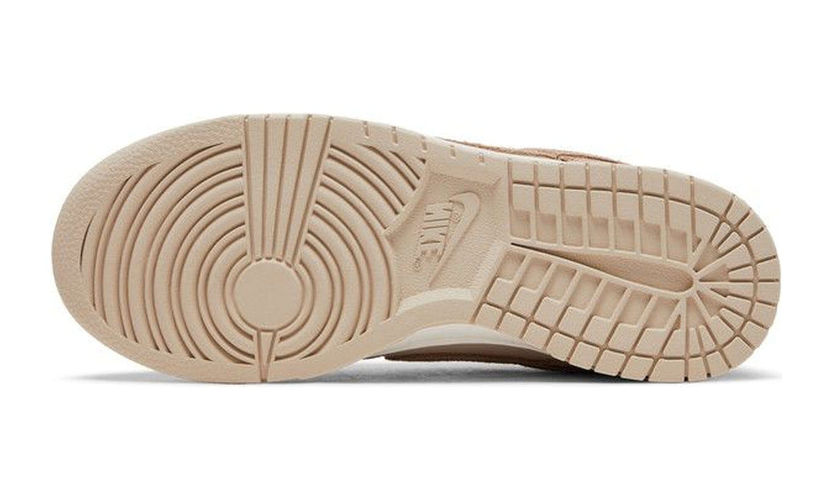Nike Wmns Dunk Low SE Sandrift