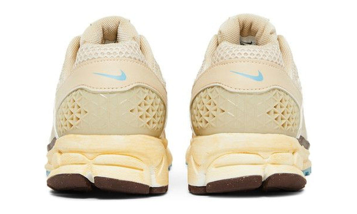 Nike Wmns Air Zoom Vomero 5 Oatmeal