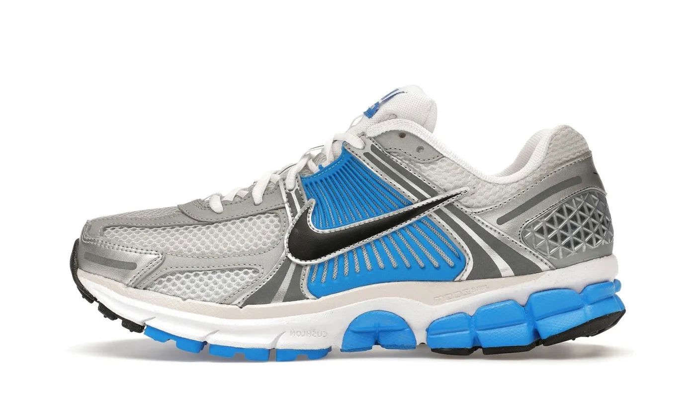 Nike Zoom Vomero 5 Photo Blue – limitierter Sneaker bei Shade Studios